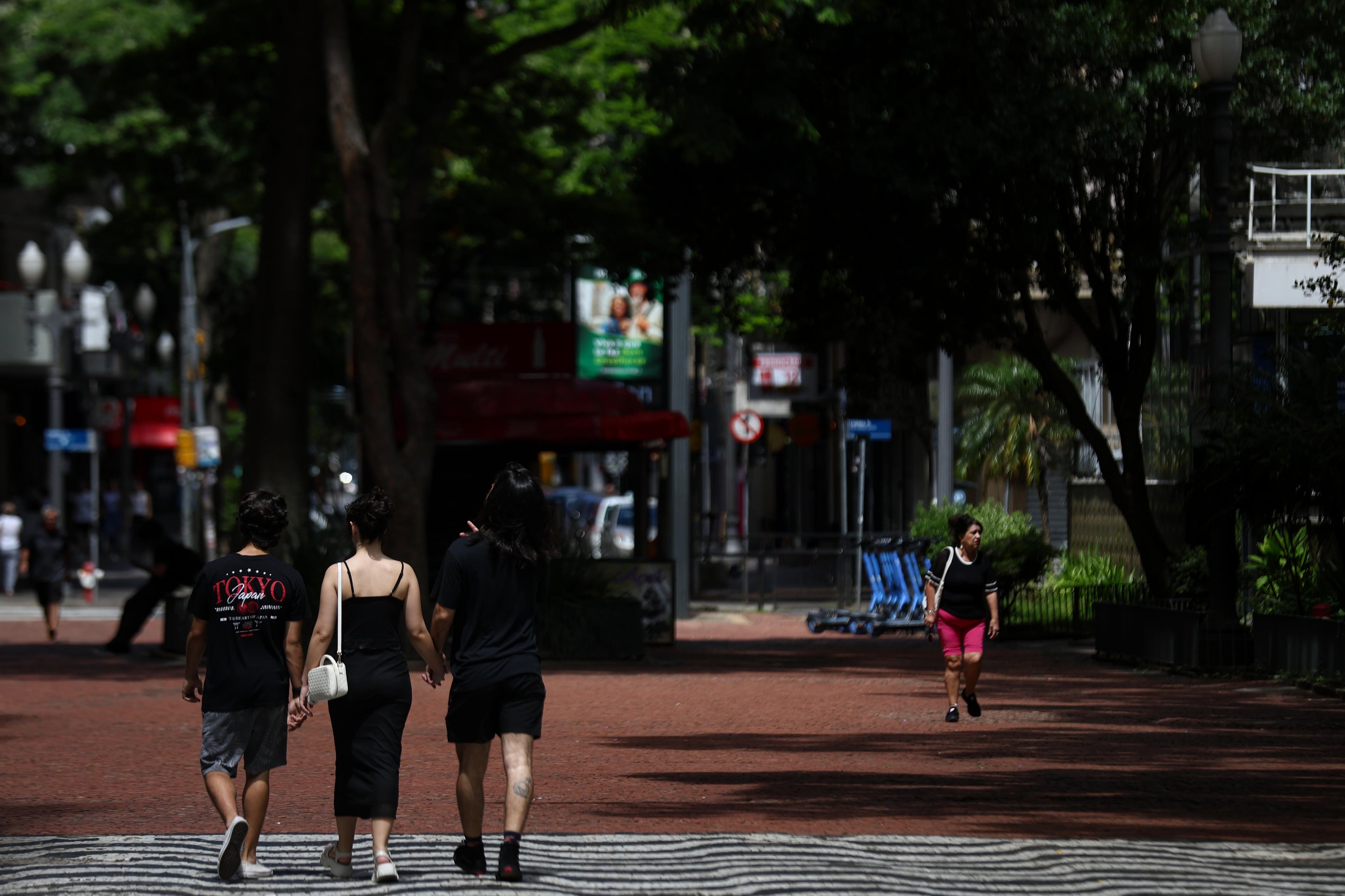 Com sol e tempo firme, temperatura sobe no RS nesta quarta-feira; veja previs&atilde;o