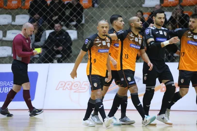 ACBF em quadra pela Liga Nacional<!-- NICAID(16092724) -->