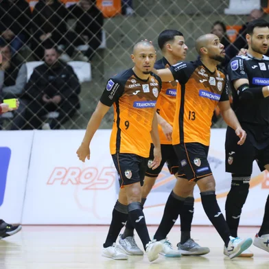 ACBF em quadra pela Liga Nacional<!-- NICAID(16092724) -->