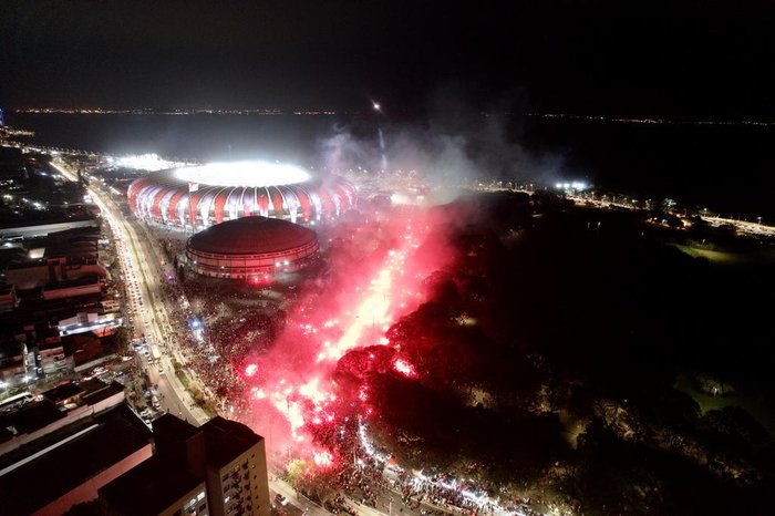 Flamengo loses at Maracanã to São Paulo by 0-1 in the first leg of the Copa  do Brasil final - Calcio Deal