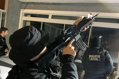 Operação policial em Porto Alegre<!-- NICAID(16057051) -->