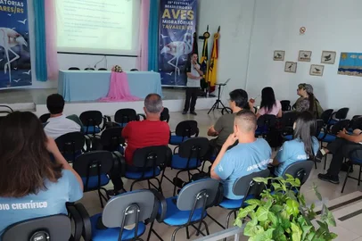São sobre o Festival Brasileiro das Aves Migratórias. O evento ocorre de forma presencial após dois anos remoto, e conta com a participação de pesquisadores de estados como São Paulo, Espírito Santo, Bahia, Amazonas e Santa Catarina, além de comitivas do Uruguai e da Argentina.<!-- NICAID(15277109) -->