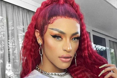 Pabllo Vittar, 28 anos, é uma drag queen que canta música pop.<!-- NICAID(15021312) -->