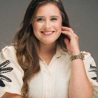 Um dos espaços que vêm exportando alguns talentos da música gospel é a Assembleia de Deus (AD) de Caxias do Sul. Um exemplo recente é a cantora Aline Tavares, de 22 anos, que vem colecionando sucessos. Iniciando a sua vida musical aos quatro anos no próprio coral da Assembleia de Deus de Caxias, hoje está com um contrato assinado com a gravadora Graça Music e mais de 500 mil views e 10 mil ouvintes mensais. <!-- NICAID(16119389) -->