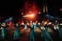 CAXIAS DO SUL, RS, BRASIL, 23/02/2022. 2º Desfile Cênico Musical da Festa Nacional da Uva, Desfile do corso alegórico, na rua Sinimbu. (Porthus Junior/Agência RBS)<!-- NICAID(15025226) -->