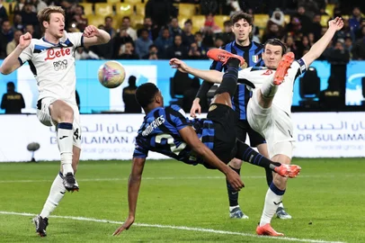 Dumfries, Internazionale, futebol