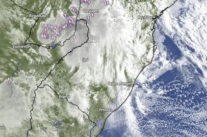 Imagens de satélite mostram áreas de instabilidade sobre o Paraguai
