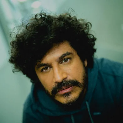Criolo - Sobre Viver<!-- NICAID(15152962) -->