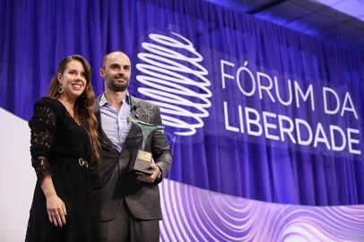 03.04.25, Porto Alegre, RS, Brasil: Fórum da Liberdade: Coragem para Escolher. Abertura oficial do 38º fórum, e  entrega dos prêmios Libertas e Liberdade de Imprensa. Fotos: Duda Fortes/Agencia RBSIndexador: DF<!-- NICAID(16009807) -->