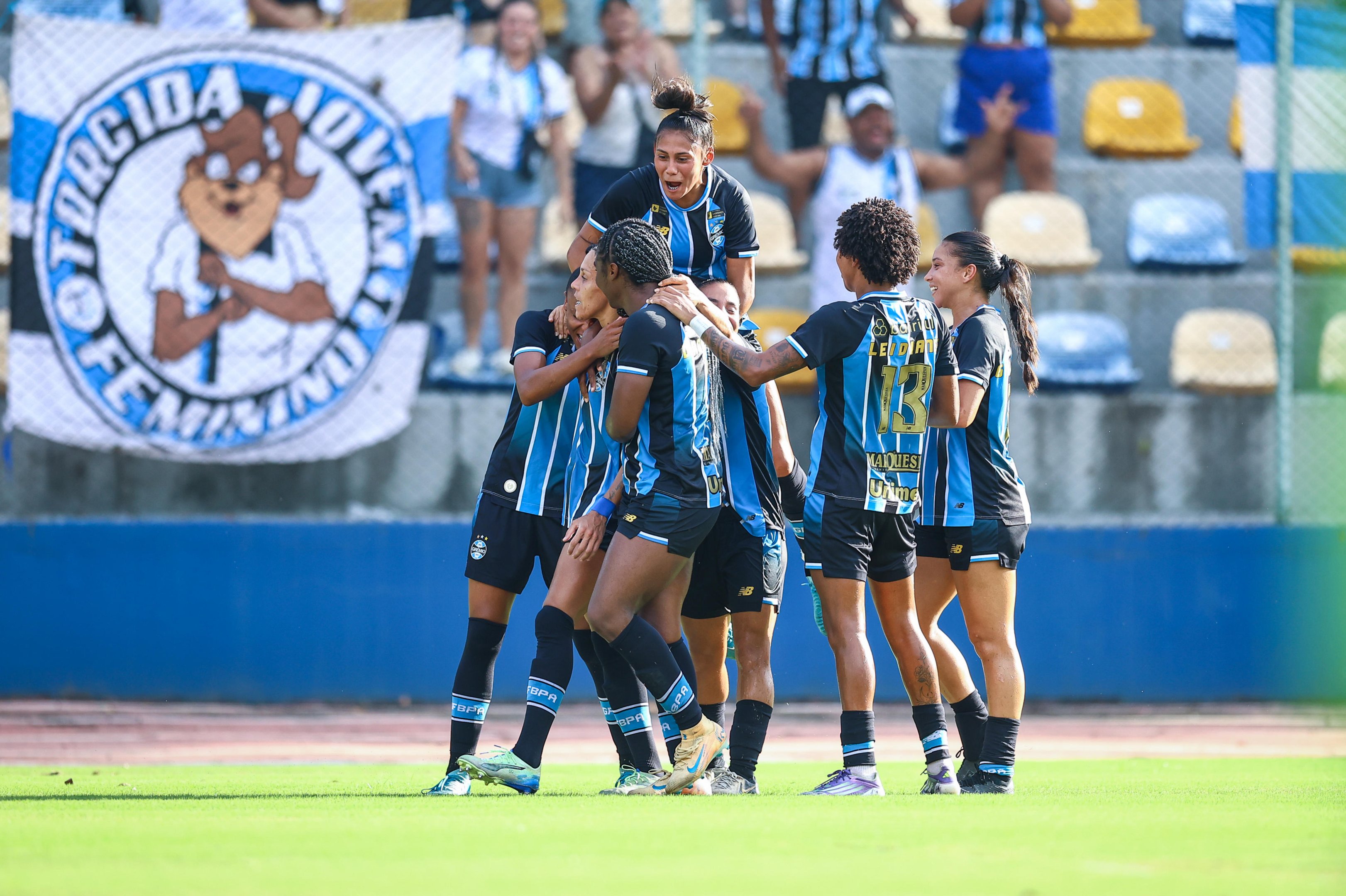Quem foram os tr&ecirc;s destaques do Gr&ecirc;mio na vit&oacute;ria sobre o Inter pelo Brasileir&atilde;o Feminino