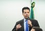 "Não é possível interferir em preço dos combustíveis", diz ministro de Minas e Energia