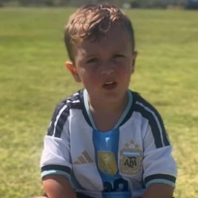 Messi já tem substituto? Quem é Salvador Goñi, o argentino de quatro anos que viralizou ao pedir vaga na Seleção<!-- NICAID(16237090) -->
