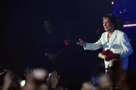 GRAMADO, RS, BRASIL, 12/12/2025. Show do Roberto Carlos em Gramado, gravação do especial de final de ano da Rede Globo. (Porthus Junior/Agência RBS)Indexador: BTK                             <!-- NICAID(16186192) -->