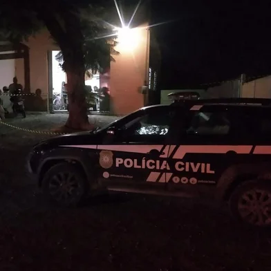 Dois homens são mortos e uma mulher fica ferida em ataque a tiros em Dom Pedrito<!-- NICAID(15684128) -->