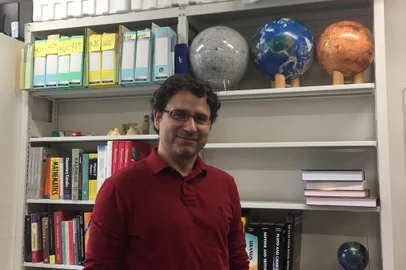 Patryk Sofia Lykawka, gaúcho, propõe a existência de um novo planeta no sistema solar<!-- NICAID(15646168) -->