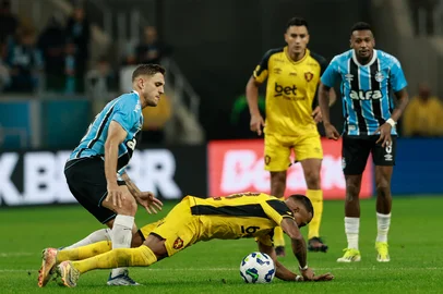 PORTO ALEGRE, RS, BRASIL, 10-08-2025: Grêmio recebe o lanterna do campeonato brasileiro, Sport Recife, pela 19ª rodada da competição, na Arena do Grêmio, em Porto Alegre. Foto: André Ávila/ Agência RBSIndexador: Andre Avila<!-- NICAID(16098606) -->