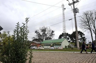 Projeto de lei busca regrar e simplificar futuras instalações de antenas e estruturas para a tecnologia 5G em Caxias <!-- NICAID(14931120) -->