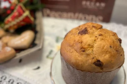 Pecanttone, panetone com noz pecan<!-- NICAID(15517243) -->