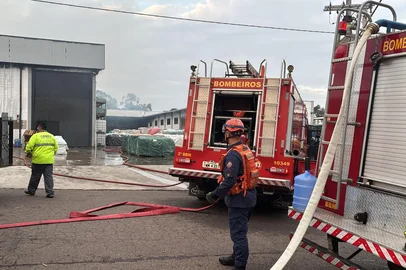 Incêndio em Estancia Velha<!-- NICAID(16297395) -->