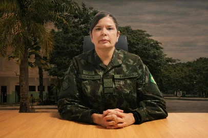 Exército propõe a primeira mulher para promoção ao posto de General de Brigada, Claudia Lima Gusmão Cacho. Foto: Centro de Comunicação Social do Exército/Reprodução<!-- NICAID(16256344) -->