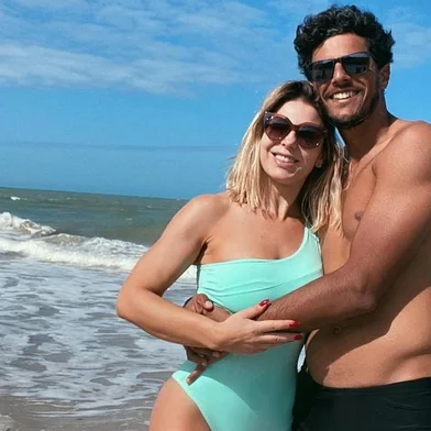 Sheila Mello anunciou o término do namoro com João Souza em 31 de outubro de 2022. O casal estava junto desde fevereiro de 2020.<!-- NICAID(15251235) -->