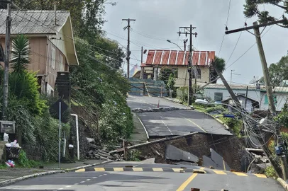 Rua Henrique bertoluci no bairro Piratini nesta terça-feira (14), em Gramado<!-- NICAID(15763365) -->