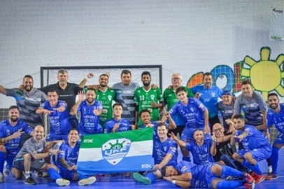 Time da URF, de Rio Grande, na Série Prata do futsal gaúcho 2025.
