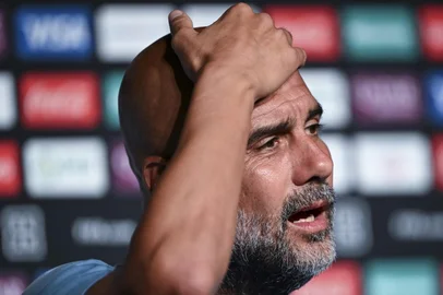 PATRICIA DE MELO MOREIRA / AFP Manchester City's Spanish head coach Pep Guardiola speaks during a press conference at the Camping World Stadium in Orlando on June 25, 2025 on the eve of the Club World Cup 2025 football match between Italy's Juventus and England's Manchester City. (Photo by PATRICIA DE MELO MOREIRA / AFP)<!-- NICAID(16067614) -->