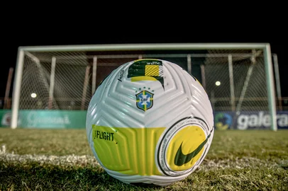 Durante Flamengo x Internacional, partida vÃ¡lida pelas Quartas de Final do Campeonato Brasileiro Feminino Neoenergia 2022, realizada no EstÃ¡dio Luso Brasileiro, localizado na cidade de Rio de Janeiro (RJ), nesta segunda-feira (15). CrÃ©ditos: Nayra Halm / Staff Images<!-- NICAID(15176349) -->