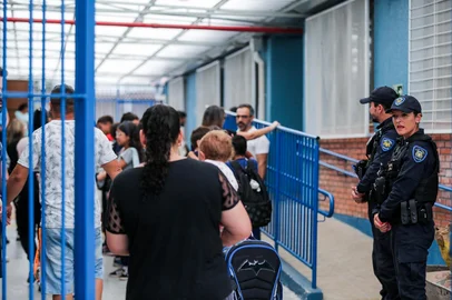 Volta às aulas no turno da tarde na escola onde professora foi esfaqueada, iniciou com acolhimento de psicóloga<!-- NICAID(16009405) -->
