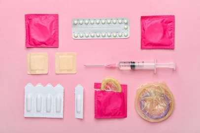 Métodos contraceptivos - Foto: Pixel-Shot/stock.adobe.comFonte: 414604109<!-- NICAID(15383796) -->