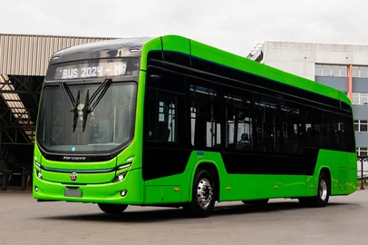 Ônibus Attivi da Marcopolo. <!-- NICAID(16027332) -->
