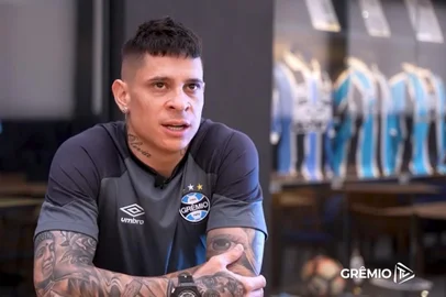 Iturbe, reforço do Grêmio, em vídeo divulgado pelo clube<!-- NICAID(15476354) -->