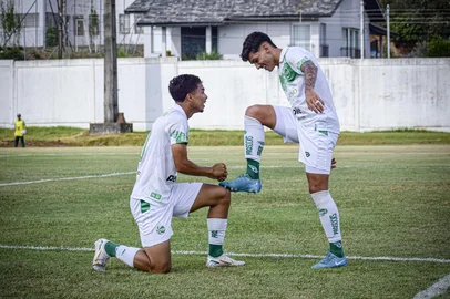 Juventude x Palmeiras pelo Brasileirão Sub-20. Jogo no Estádio Homero Soldatelli, em Flores da Cunha<!-- NICAID(16006393) -->