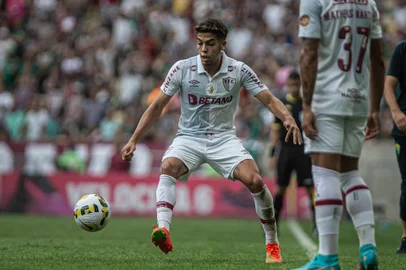 O meio-campista Nonato em jogo do Fluminense contra o Cuiabá no Maracanã, válido pelo Brasileirão.<!-- NICAID(15169907) -->