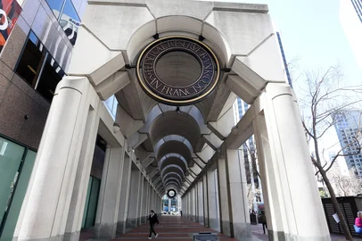 SAN FRANCISCO, CALIFORNIA - MARCH 16: A sign is posted in front of the Federal Reserve Bank of San Francisco on March 16, 2023 in San Francisco, California. The Federal Reserve is reconsidering how banks are overseen following the collapse of Silicon Valley Bank (SVB) one week ago.   Justin Sullivan/Getty Images/AFP (Photo by JUSTIN SULLIVAN / GETTY IMAGES NORTH AMERICA / Getty Images via AFP)<!-- NICAID(15381050) -->