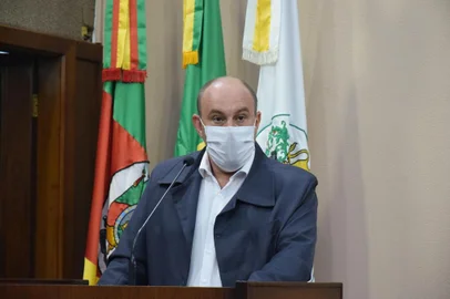 Procurador do município, Adriano Tacca, esclarece contratação de escritório em Brasília para caso Magnabosco na Câmara de Vereadores<!-- NICAID(14717570) -->