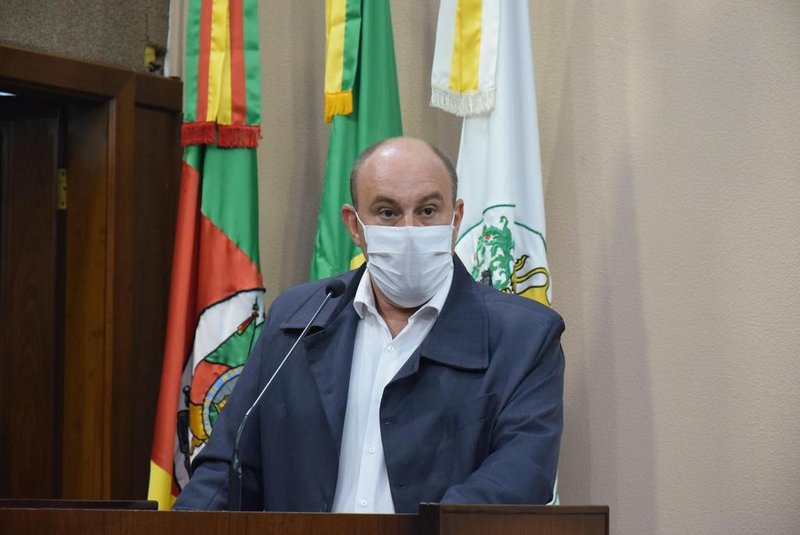 Procurador do município, Adriano Tacca, esclarece contratação de escritório em Brasília para caso Magnabosco na Câmara de Vereadores<!-- NICAID(14717570) -->