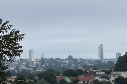 Frente fria derruba a temperatura no feriado de Páscoa e Tiradentes; como fica o tempo em Passo Fundo e região<!-- NICAID(16020215) -->