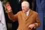 (FILES) Britain's King Charles III waves to wellwishers after attending the Royal Family's traditional Christmas Day service at St Mary Magdalene Church on the Sandringham Estate in eastern England on December 25, 2023. Britain's King Charles III was admitted to hospital for prostate surgery, Buckingham Palace said in a statement on January 26, 2024. (Photo by Adrian DENNIS / AFP)Editoria: HUMLocal: SandringhamIndexador: ADRIAN DENNISSecao: imperial and royal mattersFonte: AFPFotógrafo: STF<!-- NICAID(15661414) -->