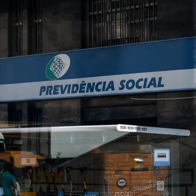 Porto Alegre, RS< BrasilINSS tem 19 imóveis de sua propriedade que estão em desuso em Porto Alegre. Dentre eles, há desde prédios até apartamentos e lotes.<!-- NICAID(16017545) -->
