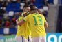 Brasil vence Tailândia e passa em primeiro lugar do grupo para os matas da Copa do Mundo de Futsal