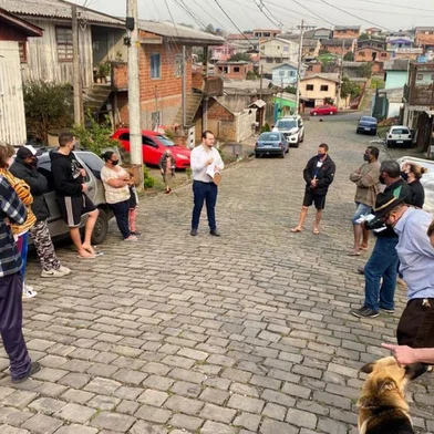 Secretário João Uez encaminha regularização do Loteamento Vitória.<!-- NICAID(14985396) -->