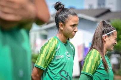 Grazi, lateral do Juventude em preparação para o Brasileirão Feminino.<!-- NICAID(16000360) -->