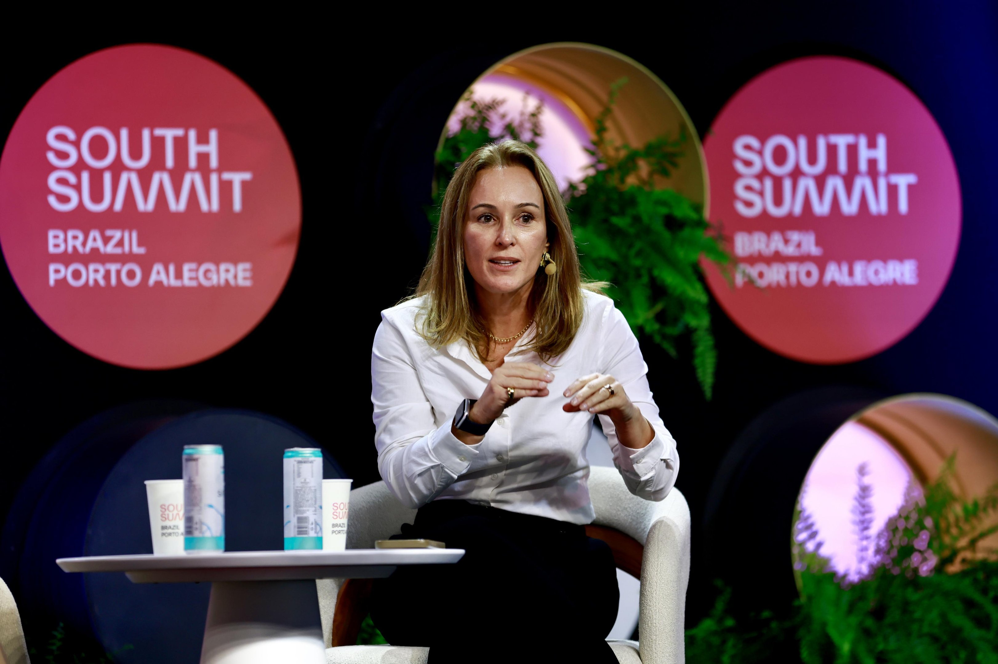 "Ningu&eacute;m vai ser substitu&iacute;do por intelig&ecirc;ncia artificial", diz presidente da Microsoft Brasil no South Summit