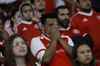 PORTO ALEGRE, RS, BRASIL, 24-11-2025: Internacional vs Santos, pelo Campeonato Brasileiro Série A 2025, no Beira-Rio. Foto: Jeff Botega/Agência RBSIndexador: jeff botega<!-- NICAID(16173853) -->