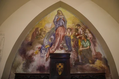 No Morro do Sabía, a Capela de Nossa Senhora que pertencente ao Colégio Anchieta tem uma grande pintura do Locatelli esquecida. A pintura será restaurada, juntamente com a igreja.<!-- NICAID(15946718) -->