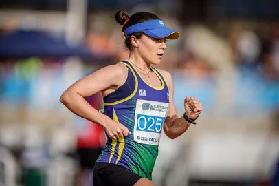Natural de Pinto Bandeira, a atleta Hélen Spadari, de 28 anos, representou com destaque a Serra Gaúcha no Troféu Brasil de Atletismo 2025, uma das principais competições do calendário nacional. Competindo entre as melhores corredoras do país, Hélen participou de duas provas e obteve resultados expressivos.<!-- NICAID(16094144) -->