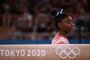 USA's Simone Biles gets ready to compete in the artistic gymnastics women's balance beam final of the Tokyo 2020 Olympic Games at Ariake Gymnastics Centre in Tokyo on August 3, 2021. (Photo by Lionel BONAVENTURE / AFP)Editoria: SPOLocal: TokyoIndexador: LIONEL BONAVENTURESecao: gymnasticsFonte: AFPFotógrafo: STF<!-- NICAID(14852192) -->