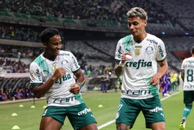 BRASILEIRO A 2023, CRUZEIRO X PALMEIRASMG - BRASILEIRO A 2023, CRUZEIRO X PALMEIRAS - ESPORTES - MG - BELO HORIZONTE - 06/12/2023 - BRASILEIRO A 2023, CRUZEIRO X PALMEIRAS - Endrick jogador do Palmeiras comemora seu gol durante partida contra o Cruzeiro no estádio Mineirão pelo campeonato Brasileiro A 2023. 06/12/2023 - Foto: GILSON LOBO/AGIF - AGÊNCIA DE FOTOGRAFIA/AGIF - AGÊNCIA DE FOTOGRAFIA/ESTADÃO CONTEÚDOEditoria: ESPORTESLocal: BELO HORIZONTEIndexador: GILSON LOBOFotógrafo: AGIF - AGÊNCIA DE FOTOGRAFIA<!-- NICAID(15618774) -->